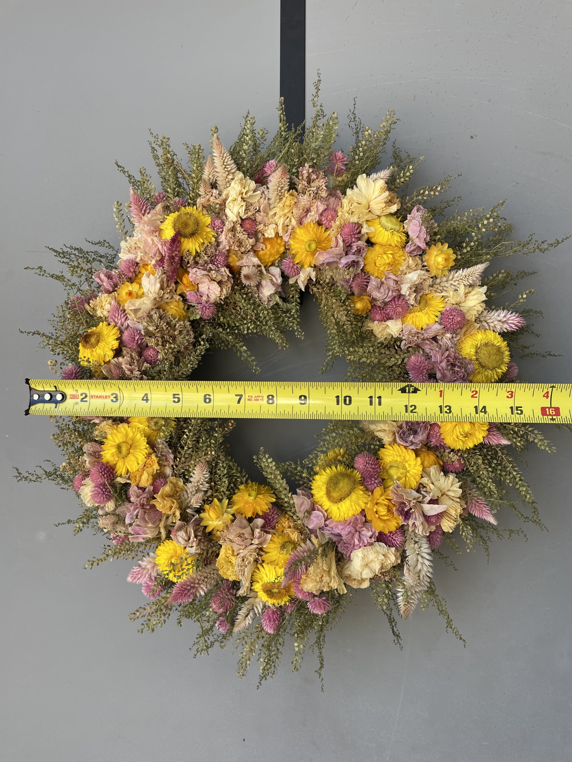 dried flower wreath, American grown flowers, flower farm wreath, iron meadows flower farm, dried flowers, wreath sale